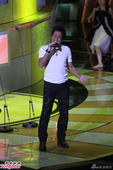 组图：齐秦助阵金钟奖献唱经典金曲