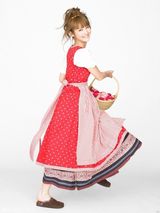 组图：佐佐木希玩变装秀 穿旗袍抱熊猫