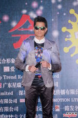 组图：郭富城戴墨镜宣传巡演 邀发哥合作寒战2