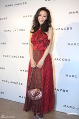 组图：熊黛林透纱裙抢镜 张静初陈燃性感PK