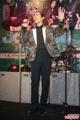 组图：萧敬腾自曝情人节前曾被甩 粉丝呼唤雨神