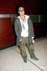 高清组图：黄子华“栋笃笑”演出众艺人现身捧场