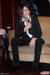 组图：GLAY访台中文问好 金曲日开唱喊话五月天