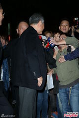 组图：李安压轴现身张震婚宴 劝其听老婆话