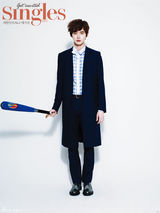 高清组图：李钟硕拍写真 玩心大发变童话王子