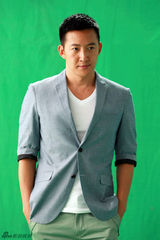 组图：《老米家的婚事》王阳诠释雅痞女婿