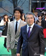 组图：东京电影节开幕 窦骁亮相江一燕白裙惊艳