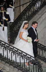 组图：欧洲最美公主下嫁银行家 全球王室盛宴