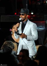 高清组图：格莱美现场 杰米福克斯蓄胡渣嘻哈全场