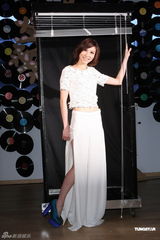 组图：林凡携新专辑归来 变美亮相否认整形