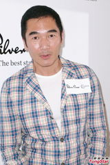 组图：袁彩云将产女 方中信愿尽好爸爸责任