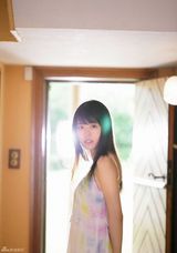 组图：日版奶茶妹妹有村架纯走红 甜笑超治愈