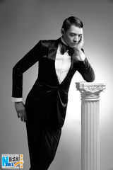 高清：李学庆复古写真 演绎与“维纳斯”人神之吻