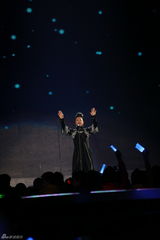 组图：众星齐聚湖南卫视跨年 有温情有意外