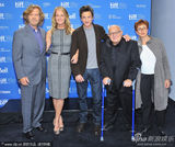 组图：《亲密治疗》发布会 海伦-亨特知性助阵