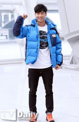 组图：EXO灿烈加盟《丛林法则》赴密克罗尼西亚