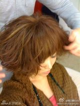 姚贝娜好声音首秀获赞 生活照活力斗鸡眼搞怪