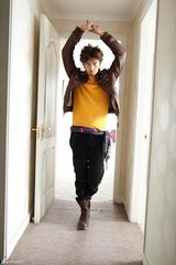 高清图：陈柏霖全新潮男写真 眼神犀利酷帅十足