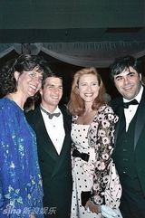 组图：盘点汤姆-克鲁斯与历任阿汤嫂恩爱瞬间