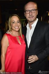 组图：维尔德多伦多获奖 着人鱼美裙八面玲珑