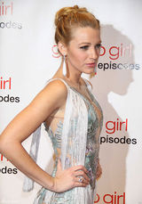 组图：《绯闻女孩》开播100集派对 主演盛装亮相