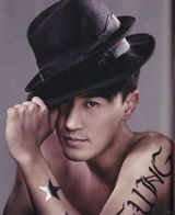 组图：TVB2011艺人写真 众星云集性感出镜