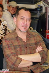 组图：黄秋生直言憎恶美国 舞台剧反应佳加场