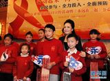 组图：彭丽媛青涩旧照回顾 外媒赞其形象姣好