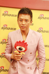 组图：黄晓明邓超佟大为做客聊《中国合伙人》