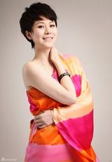 高清图:荧屏情侣合作拍封面 海清黄海波自找快乐