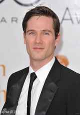 组图：《越狱》米勒07年曾约会绯闻男友被拍