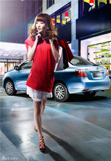 高清图：姚笛时尚大片出炉 潮流一派魅力挥洒