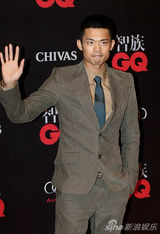 组图：众星闪耀GQ 曹国伟被评年度国际影响力人物