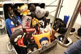 组图：黄子佼办展秀30年个人收藏 各类藏品吸人眼球