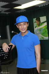 高清组图：林峰为个唱彩排 深情演绎代表作