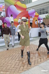 组图：众明星出席电台活动 周柏豪透露外婆遗愿