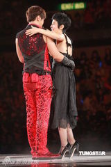 组图：罗志祥“舞法舞天”落幕 吴君如踩高跟鞋助阵