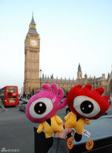 组图：小新小浪前瞻威廉婚礼 婚车游行路线攻略