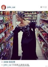 组图：众星欢乐庆圣诞 Angela可爱林志玲性感