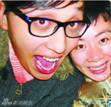 组图：华少爱子照片曝光 5岁米乐活泼可爱