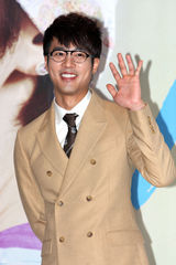 高清组图：韩星张瑞希性感宣传新剧《妇产科》