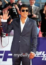 组图：《速度与激情6》韩国首尔举行首映红毯