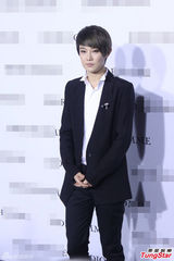 组图：朴海镇微笑帅气登场 霍思燕减肥不易