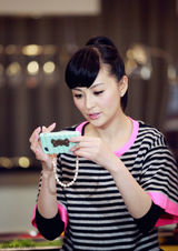 组图：戴娇倩荧屏秀厨艺 率真性格萌翻全场