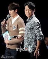 组图：Rain复出霸气夺冠 东方神起帅气回归