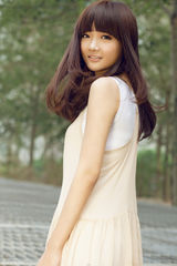 组图：曹苑清新少女写真清纯甜美