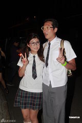 组图：曾志伟生日会指定穿校服 成龙刘嘉玲祝贺