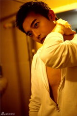 组图：“湘男郎”田家达型男写真曝光 个人官网上线