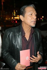 组图：陆川戴立忍曾宝仪等现身张震婚礼