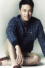 组图：杜淳新写真随性优雅 诠释美式休闲风